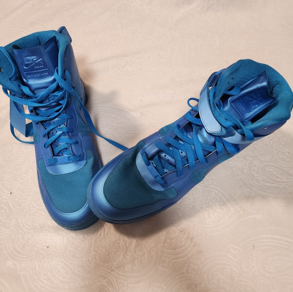 Men's Nike shoes